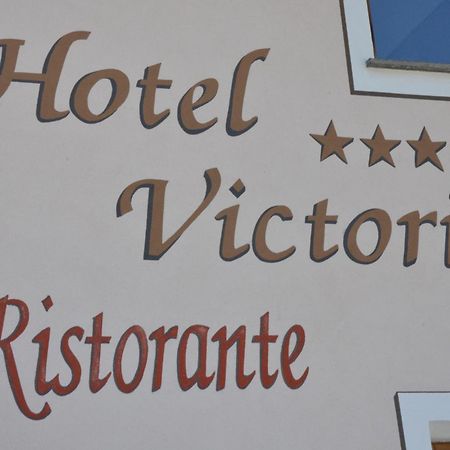Hotel Victoria Ливиньо Экстерьер фото